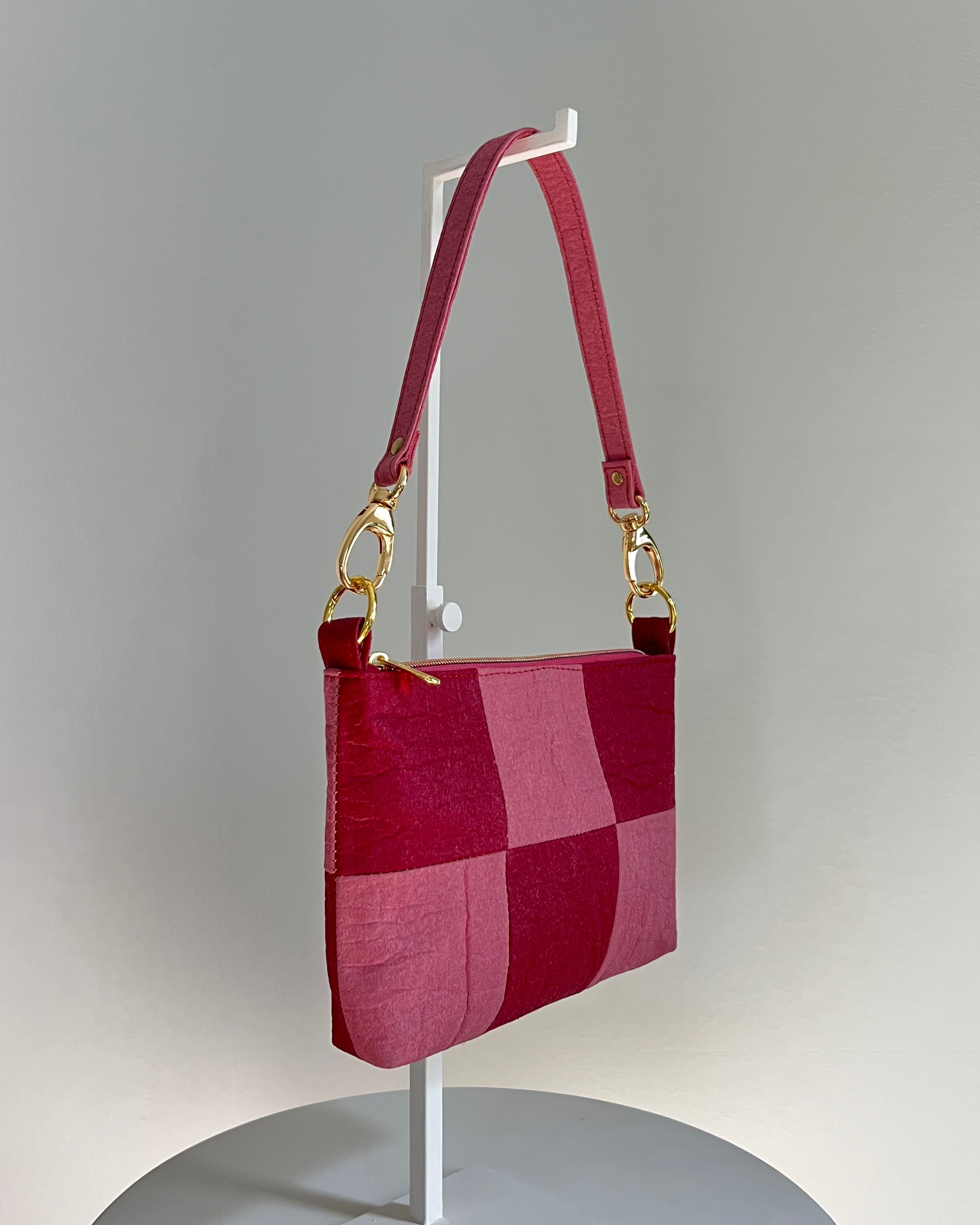 Baguette, Checkered Patchwork Rose/Burgundy